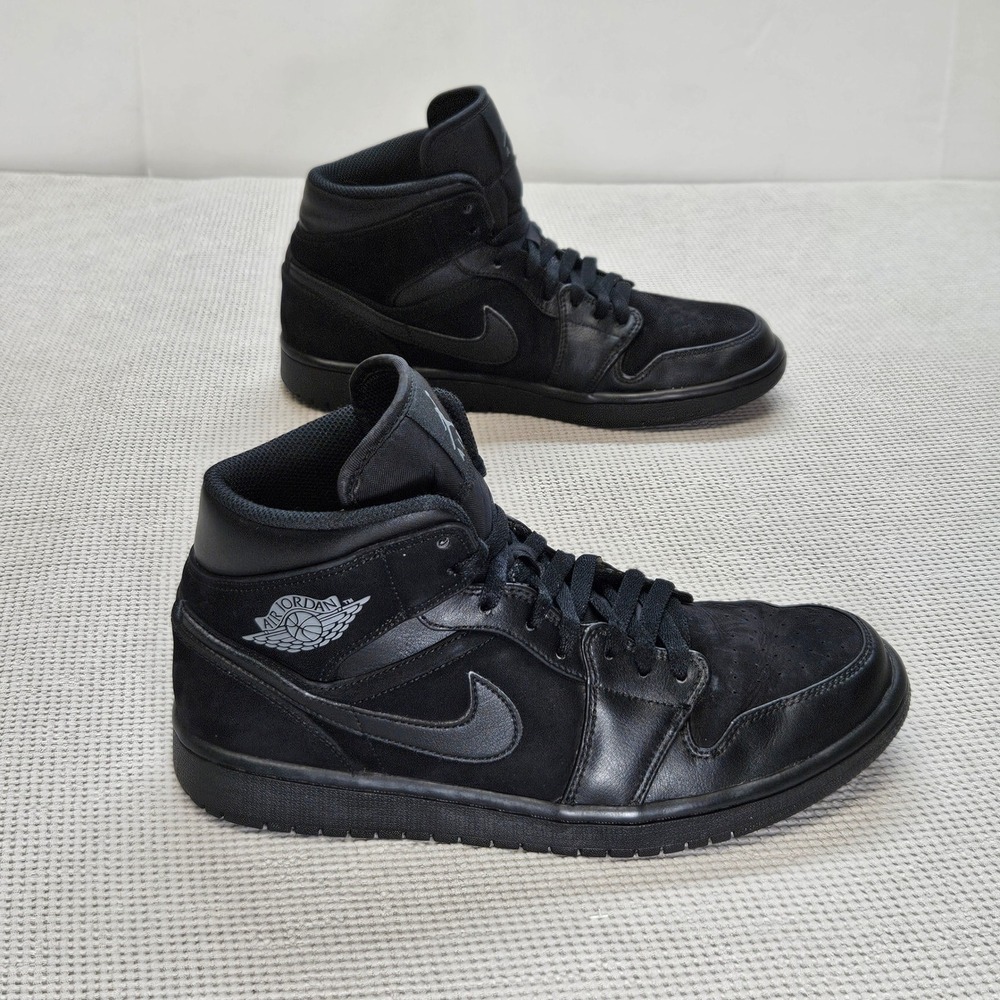Jordan 1 Mid Triple Black Mens Sneakers 554724-050 Size 9 Black Black AS IS. - Picture 9 of 16
